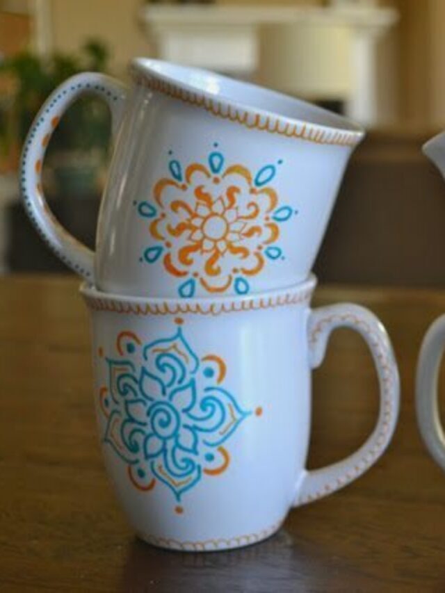 How to Make Hand Drawn Doodle Mugs