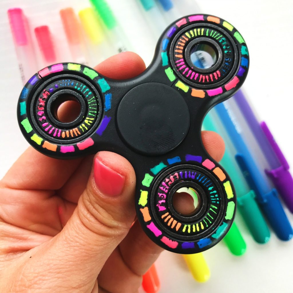 DIY Fidget Spinner Colorful Designs