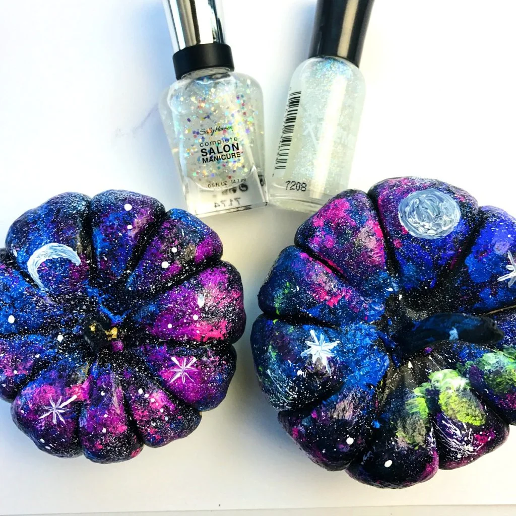 Using nail polish to add sparkles