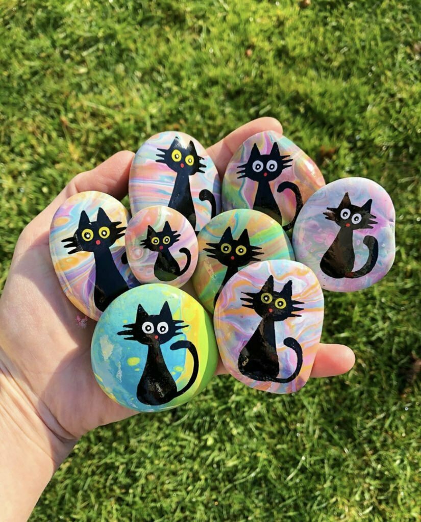 20 Ideas for Halloween Painted Rocks