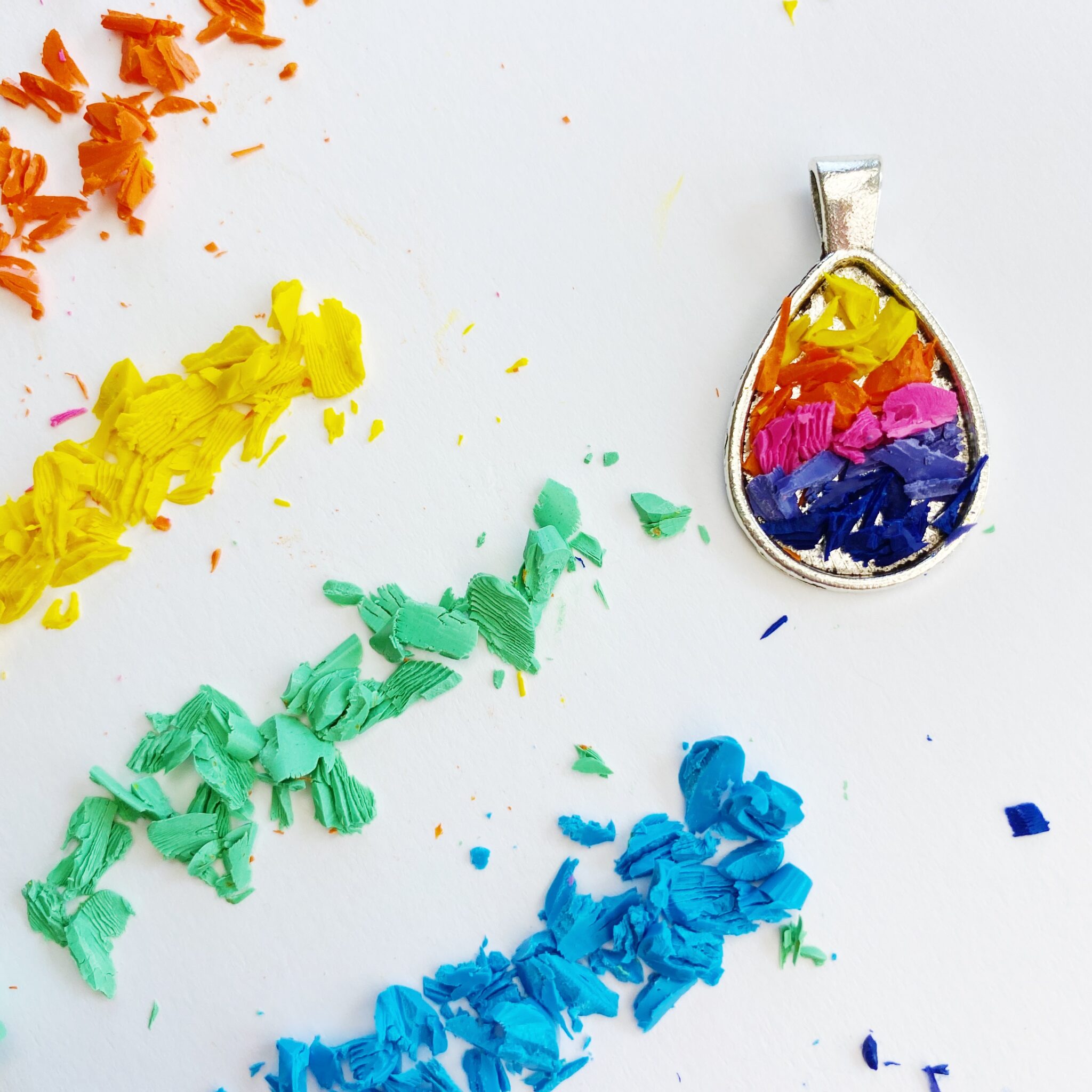 Melted Crayon Art Jewelry Turn crayons into jewelry • Color Made Happy
