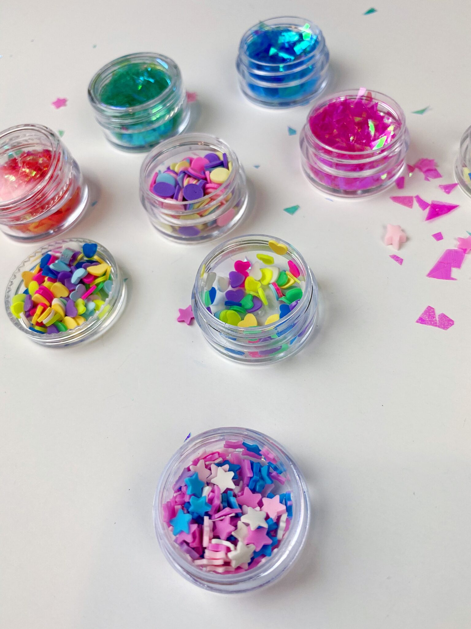 Easy Glitter Ornaments Christmas Craft