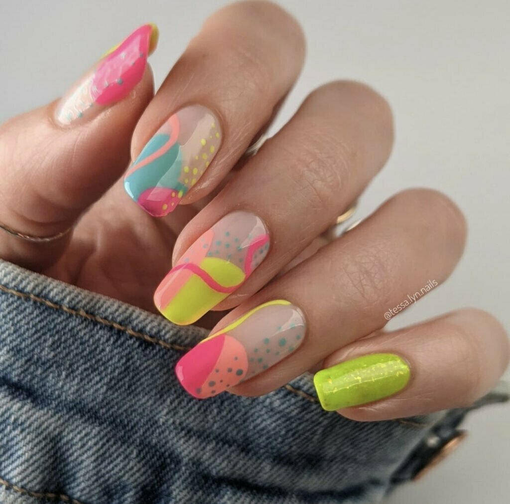 Abstract summer nails