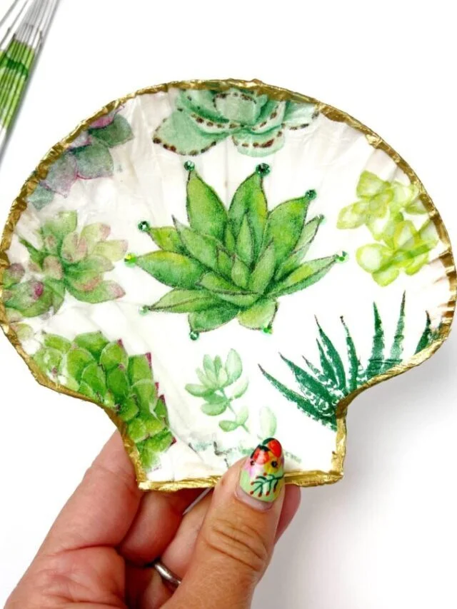 The Best Way to Decoupage Napkins