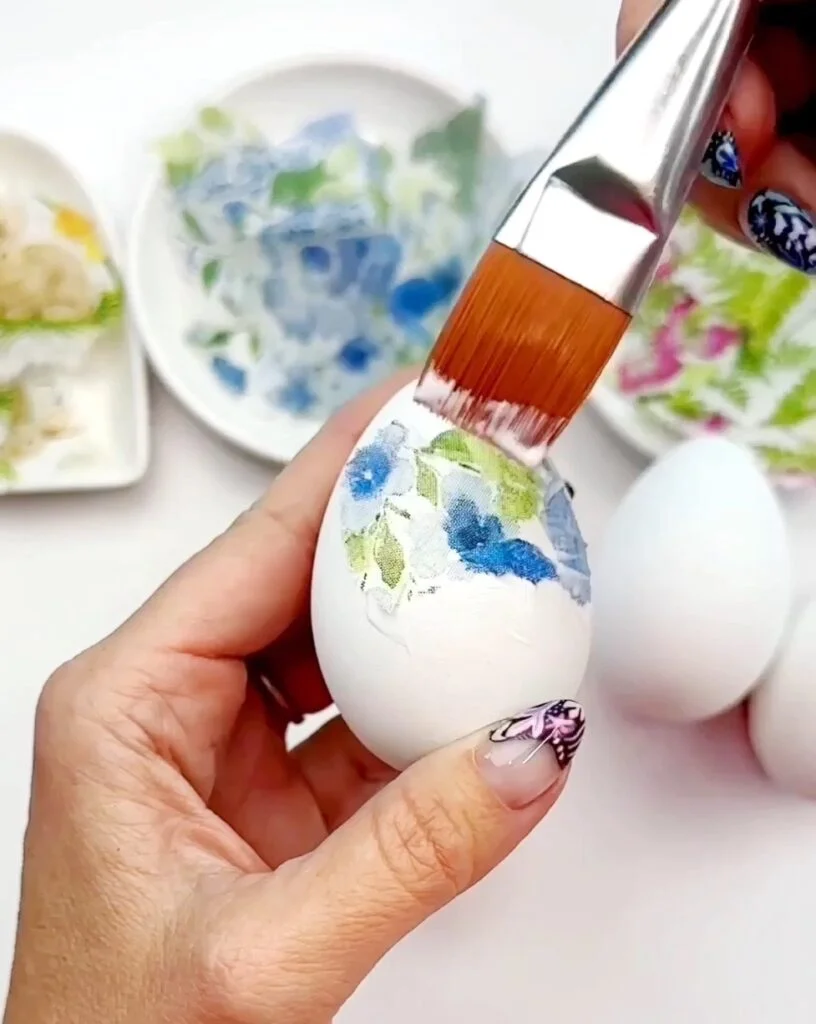 Add napkin pieces one by one. 