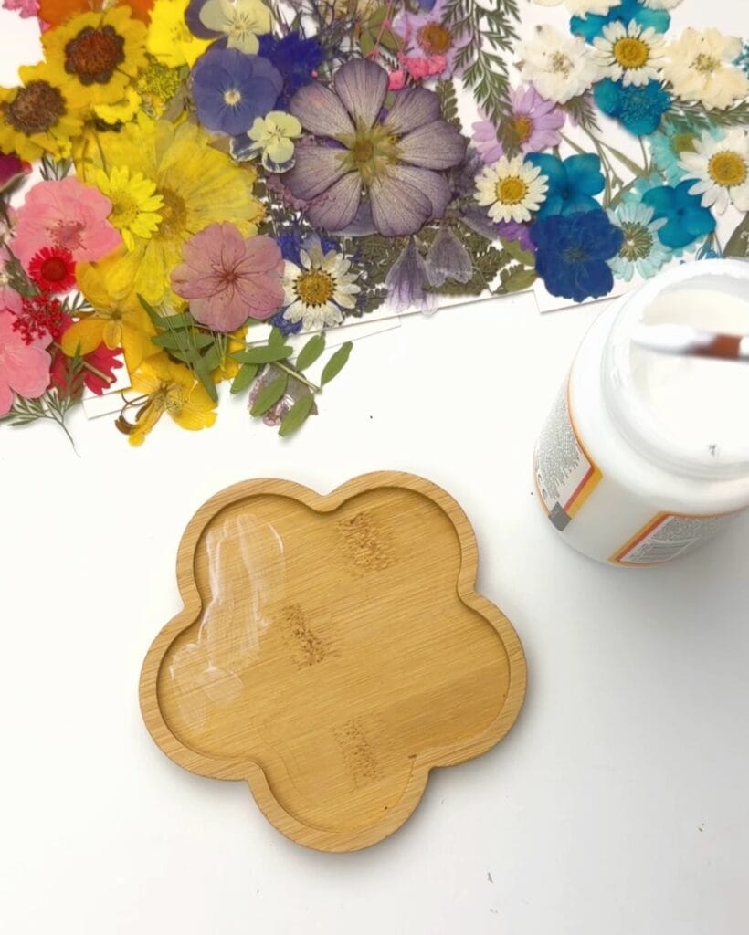 supplies for pressed flower resin coasters